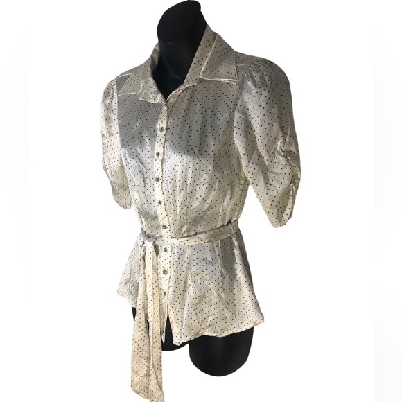 XXS White Polka Dot Blouse with Beautiful Buttons - Picture 2 of 4